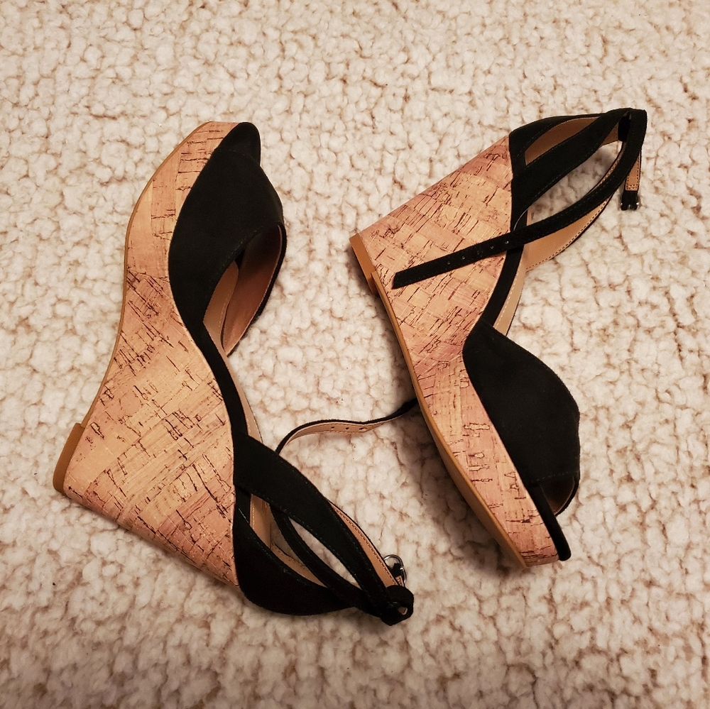HM Black Wedged Heels